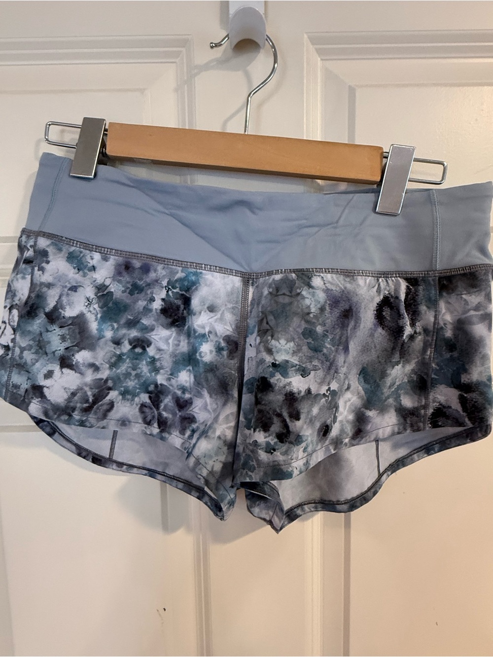 lululemon athletica Gray Floral Print Athletic Shorts